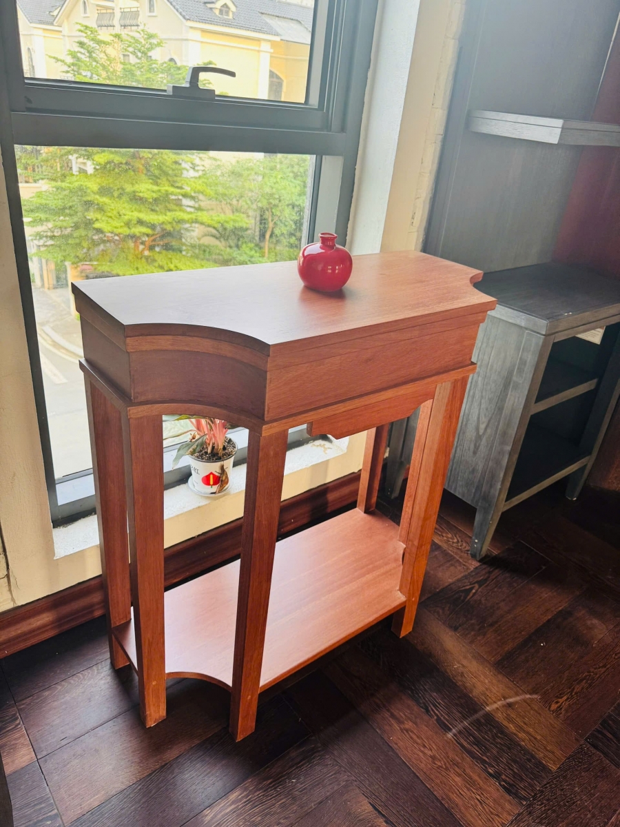 Kệ trang trí áp tường