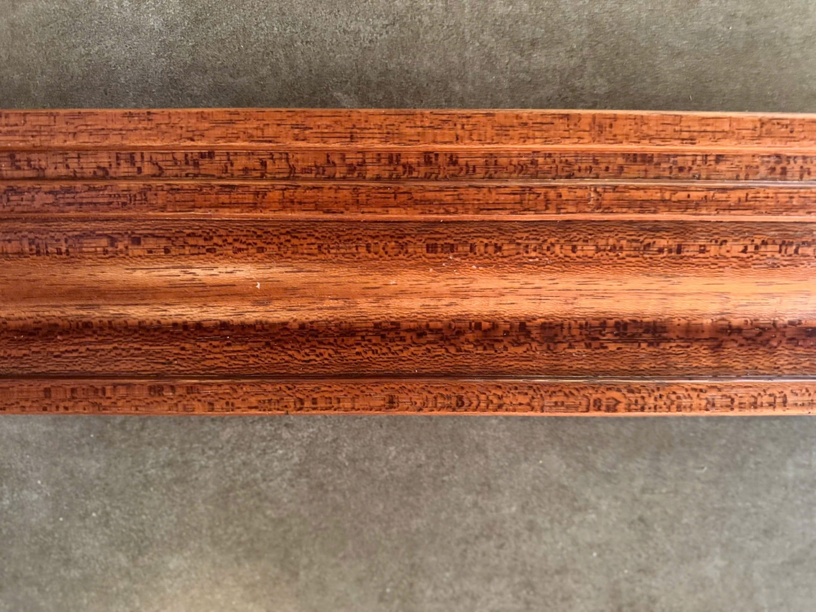 Len chân tường gỗ Căm xe