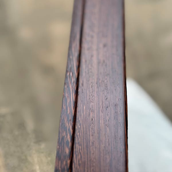 Len chân tường gỗ Chiu Liu