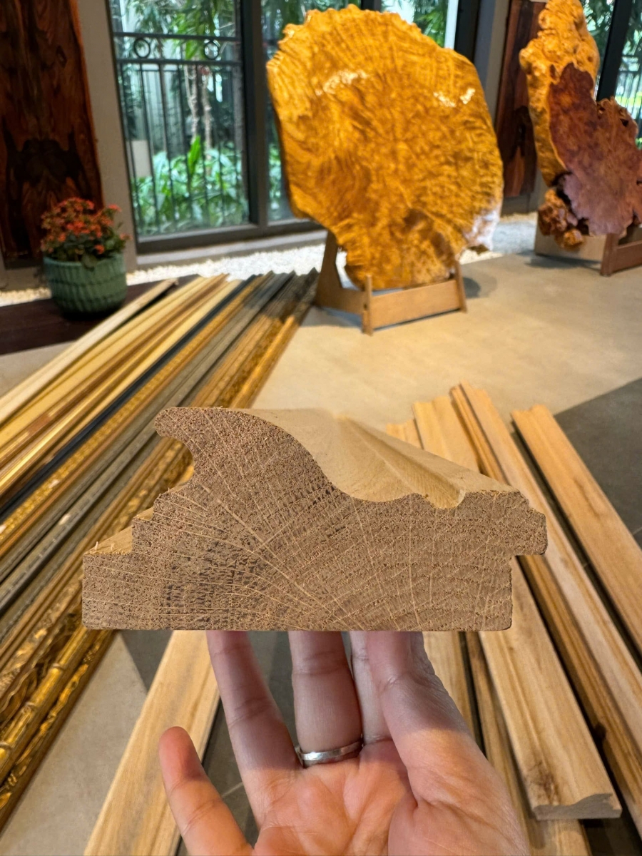 Len chân tường gỗ Phào Sồi trắng bản từ 5- 8,5cm