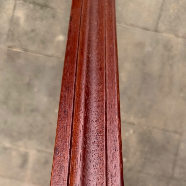 Len chân tường gỗ Căm xe