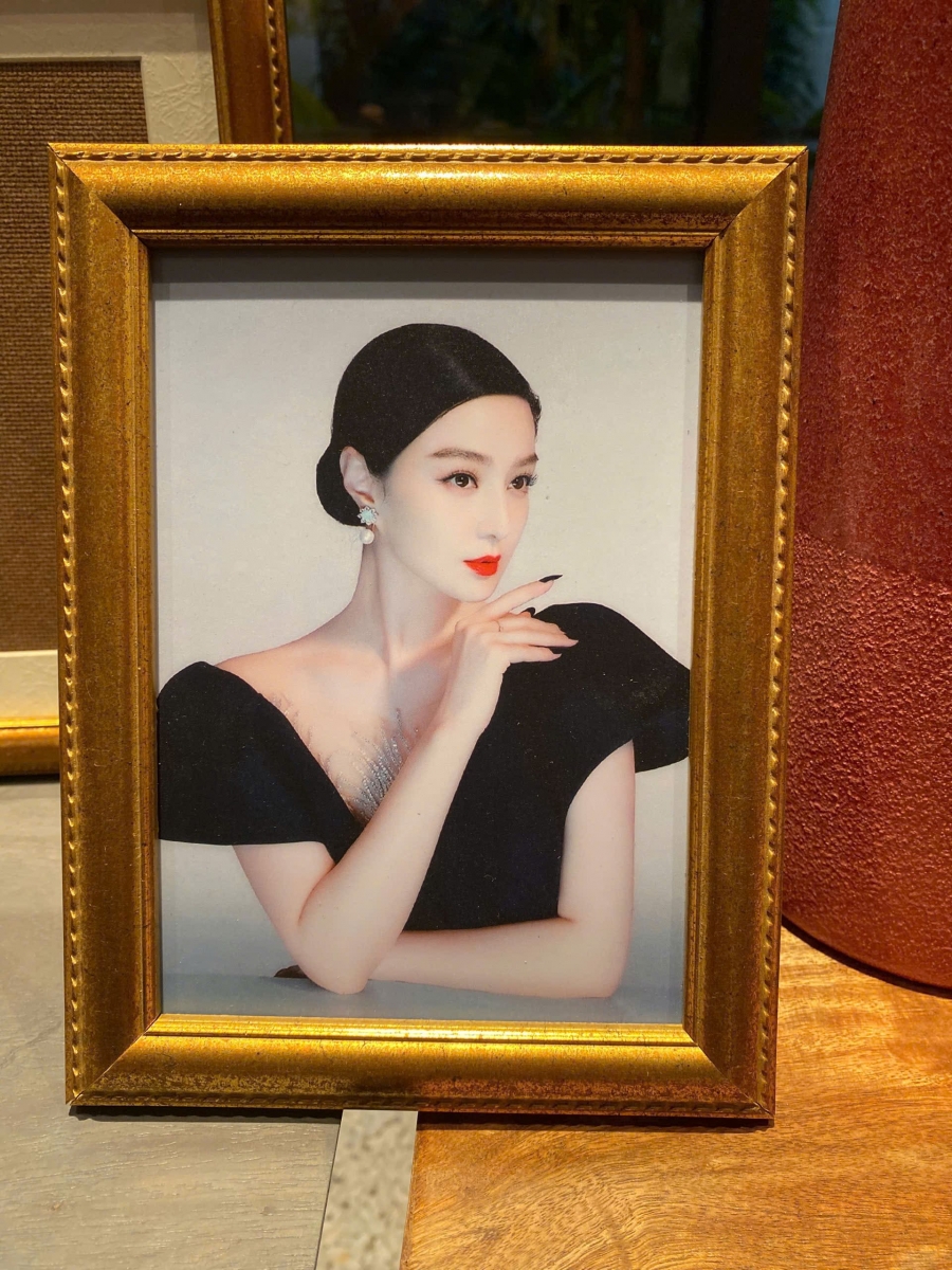 Khung Tranh nhập khẩu